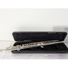 Yamaha YFL-221 Flute  - Encore